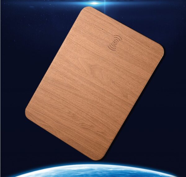Wooden wireless charger - Image 9