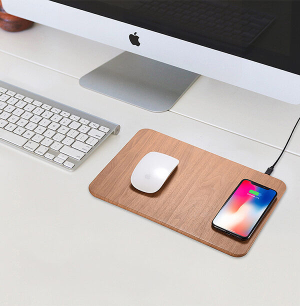 Wooden wireless charger - Image 2